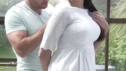 Tanzende Titten mit nur deutsche sexfilme fünf großen Schwänzen.