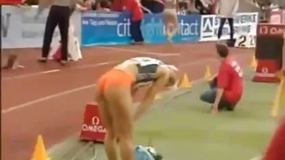 kurzes Haar klassische deutsche sexfilme Milf Gesichts