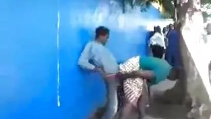 Haarige und vollbusige französische Milf hart deuter porno gefickt