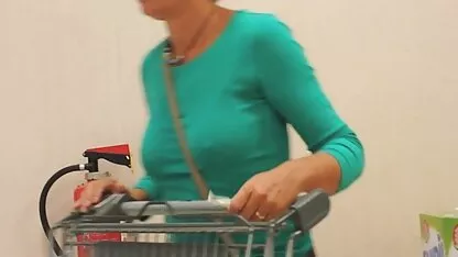 Interracial Ganbang mit Cuckold Frau deutsche pornofilme stream aus Gangbang Archive