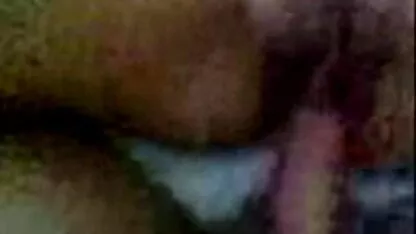 Schlampe nimmt BBC DP und Gesichtscreme deutsche sexfilme in spielfilmlänge